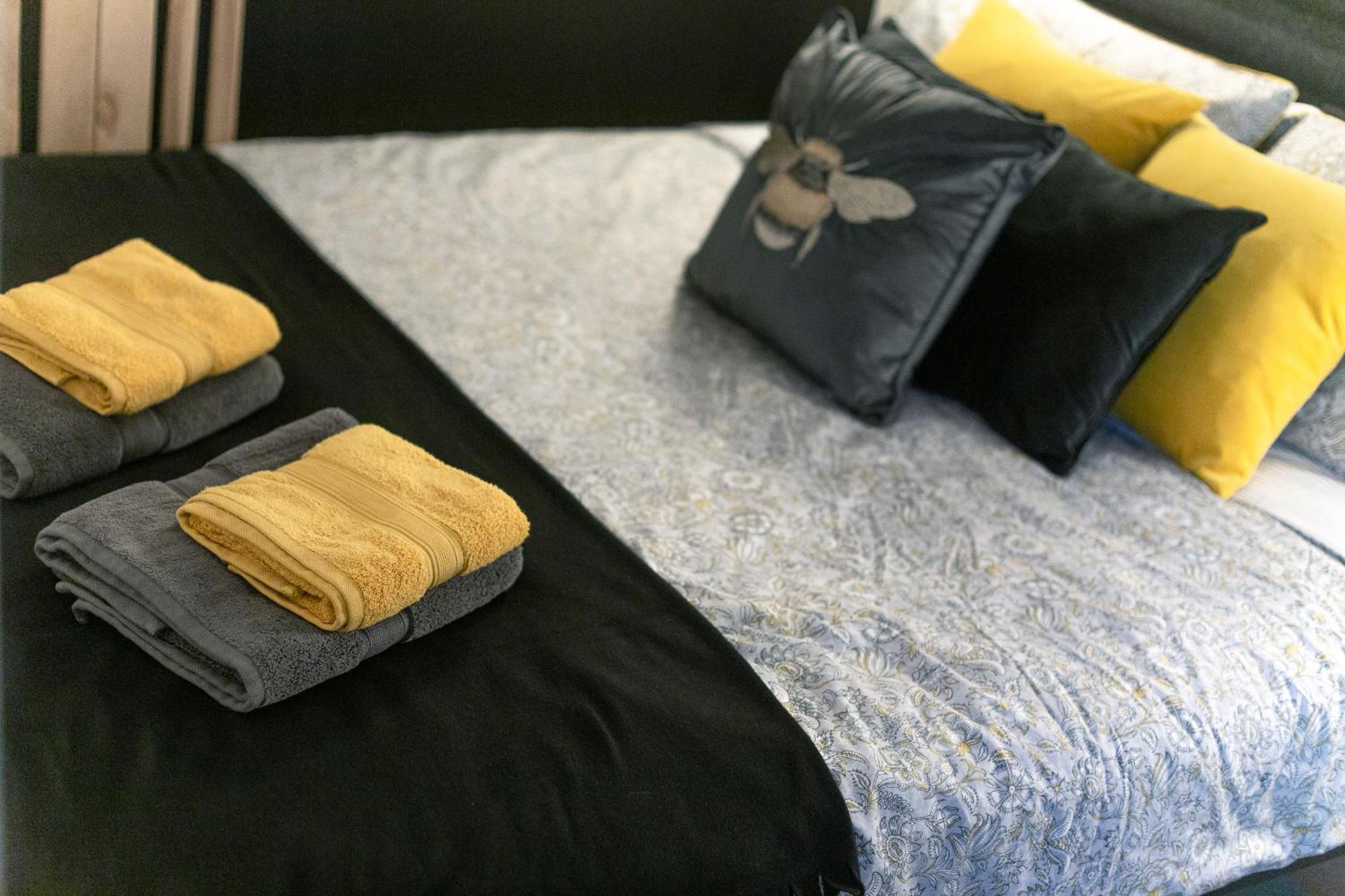 Luxury Bumblebee Cottage Frome Longleat Aqua Sana Bath Dog Freendly ภายนอก รูปภาพ